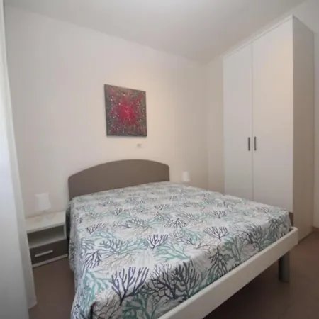 Modern Flat Located In Rosolina Near The Sea Apartment *