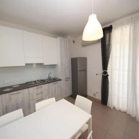 Apartment Modern Flat Located In Rosolina Near The Sea *